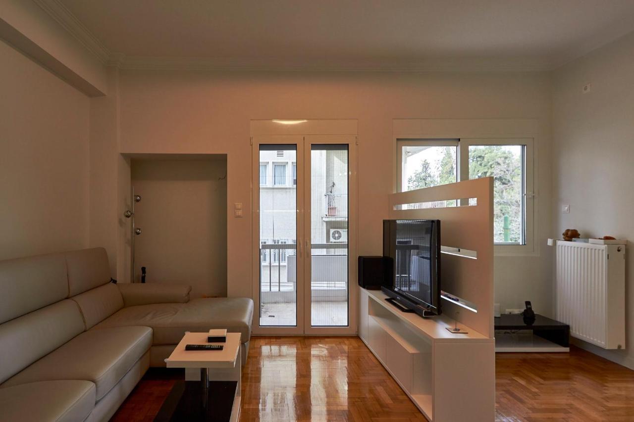 Fully Renovated, Family-Friendly Apartment, Next To A Huge Green Park, In Athens Center Exterior photo